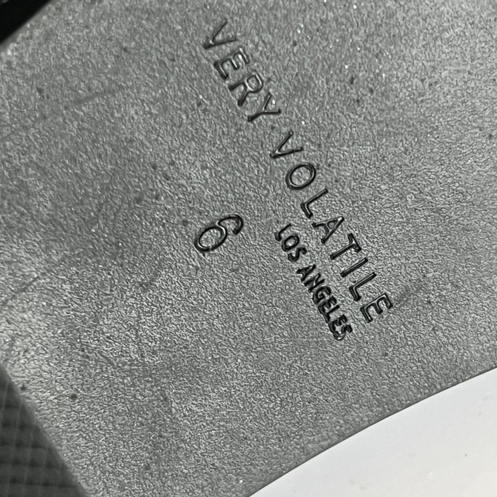 Very Volatile Ankle Boots Shiny Snake Print NWT - Picture 7 of 9